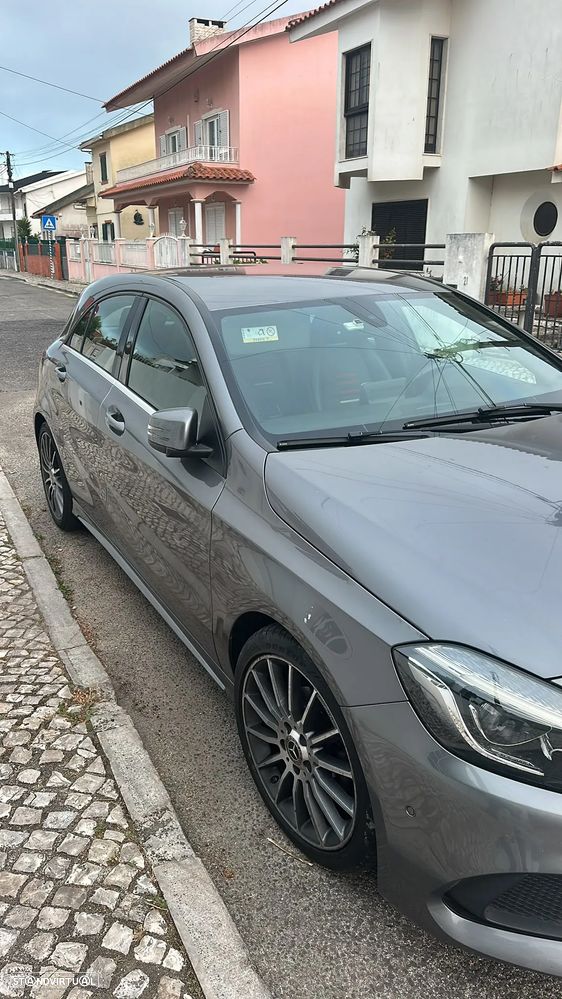 Mercedes-Benz A 180 d AMG Line - 2