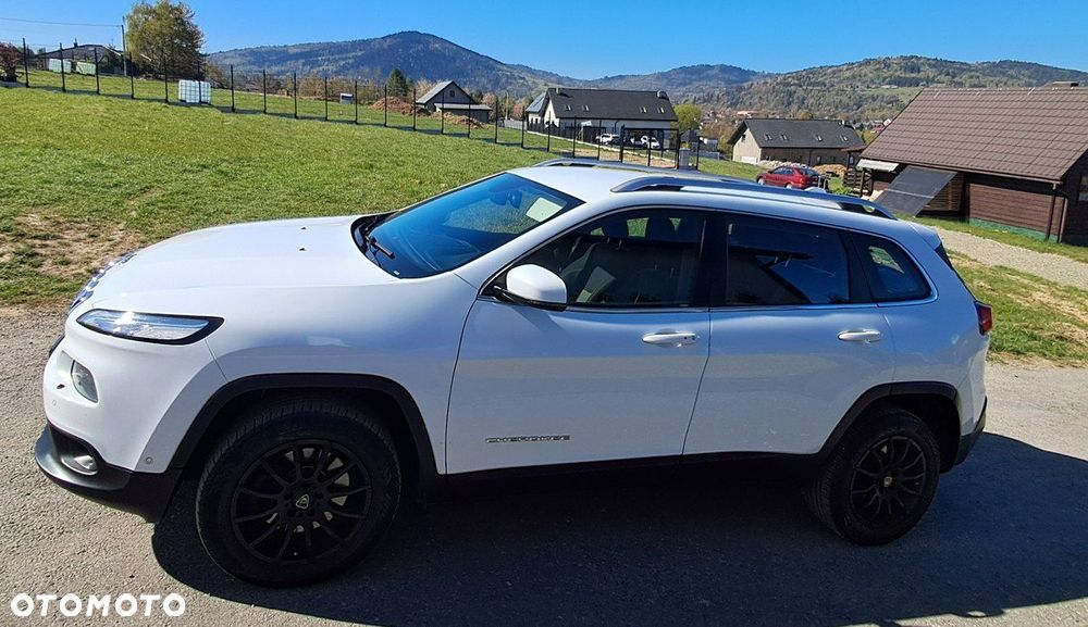 Jeep Cherokee - 8