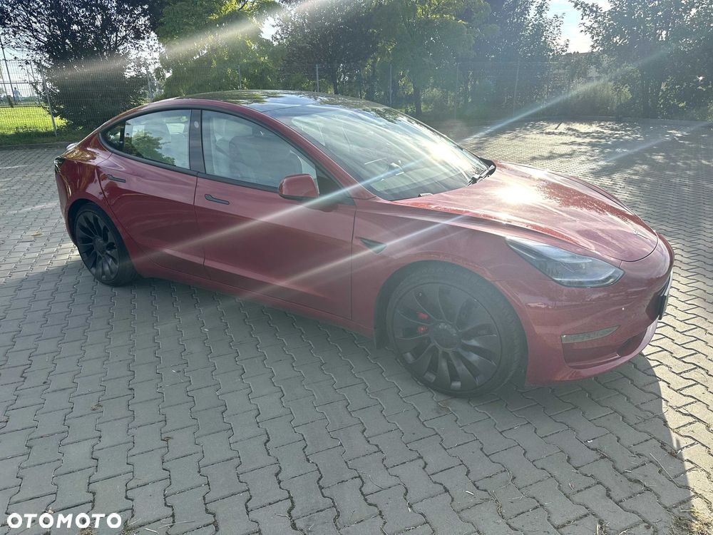 Tesla Model 3 - 6