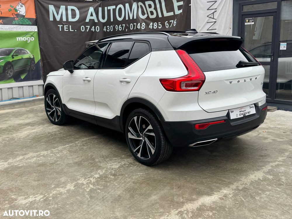 Volvo XC 40 D4 AWD Geartronic R-Design - 28