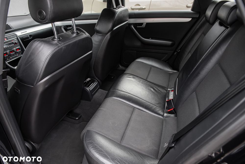 Audi A4 Avant 1.8 T quattro - 25