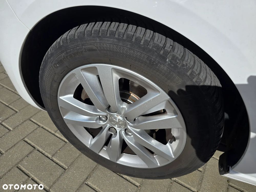 Peugeot 308 - 17