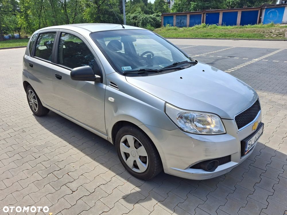 Chevrolet Aveo - 11