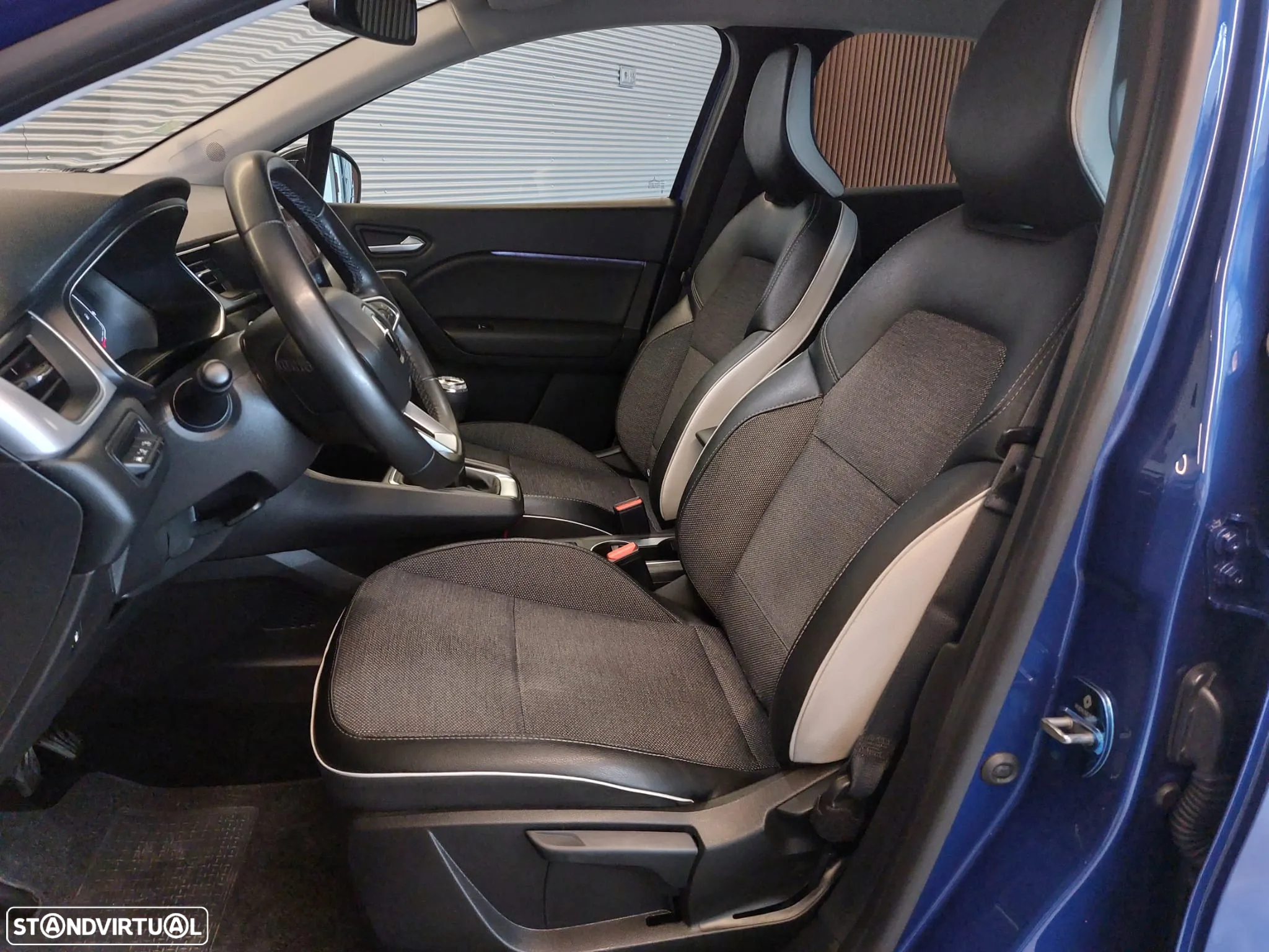 Renault Captur 1.0 TCe Exclusive Bi-Fuel - 12