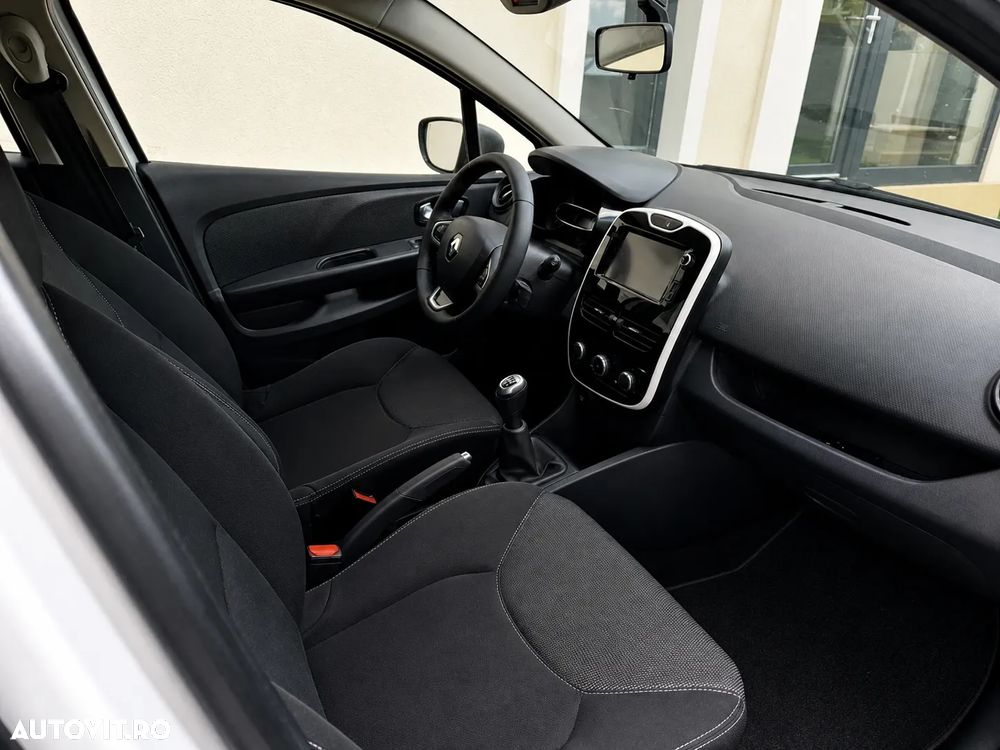 Renault Clio (Energy) dCi 90 Start & Stop INTENS - 6