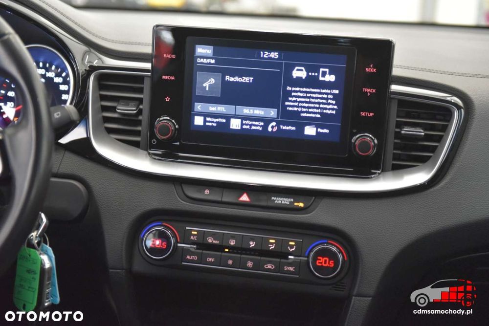 Kia Ceed - 25