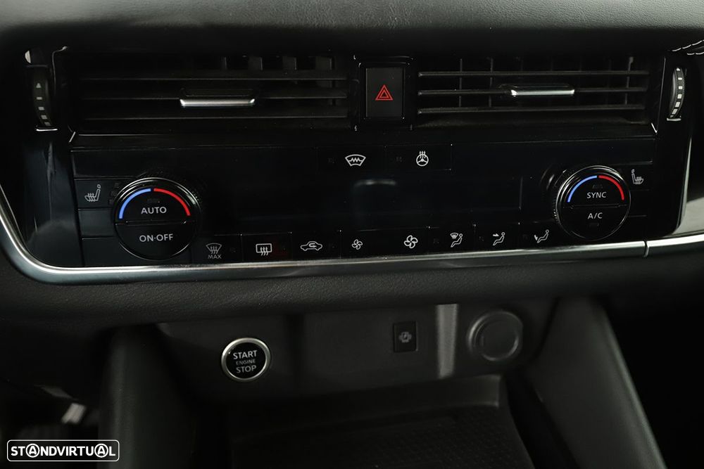 Nissan Qashqai 1.3 DIG-T N-Connecta - 13