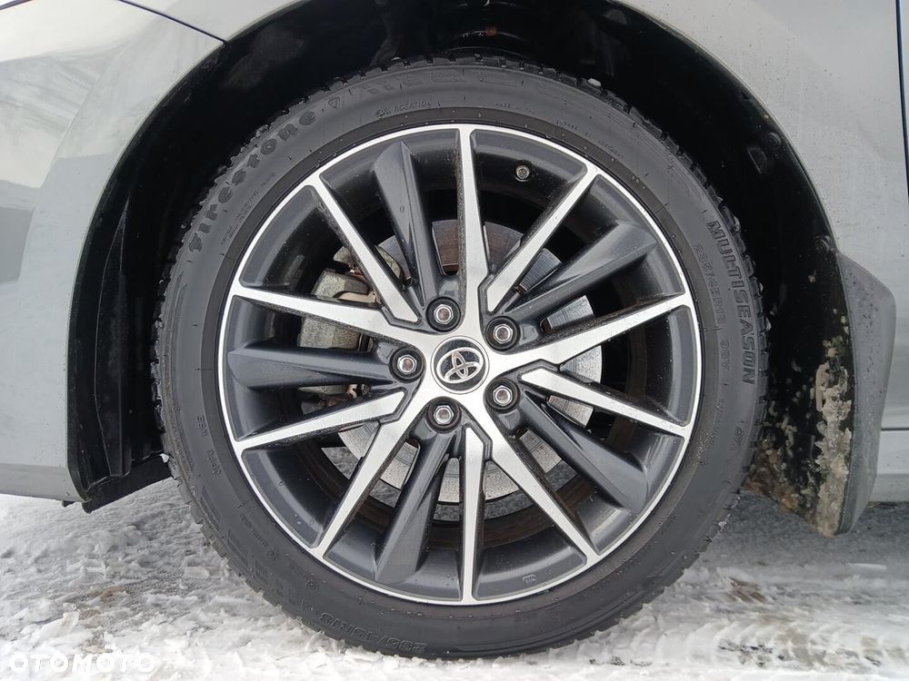 Toyota Camry 2.5 Hybrid Executive CVT - 39