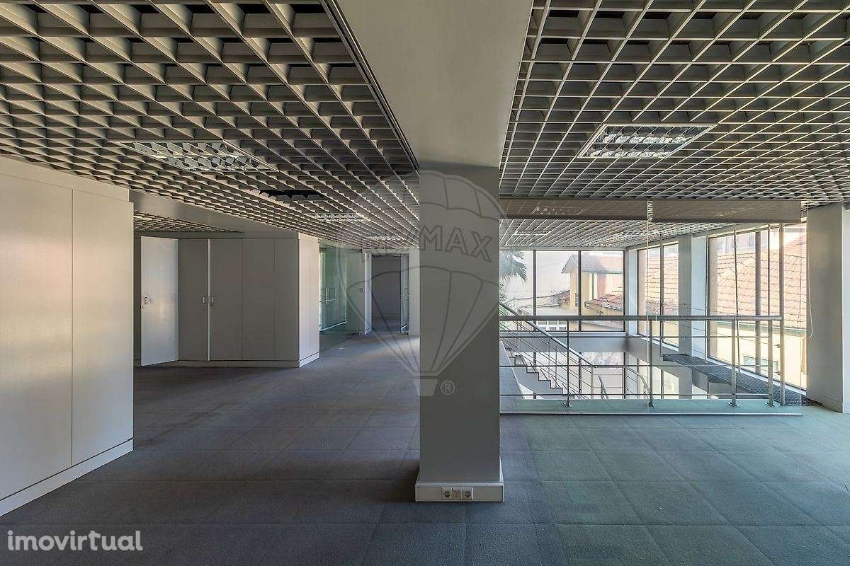 Loja para Venda na Rua do Brasil, Coimbra - Grande imagem: 3/18