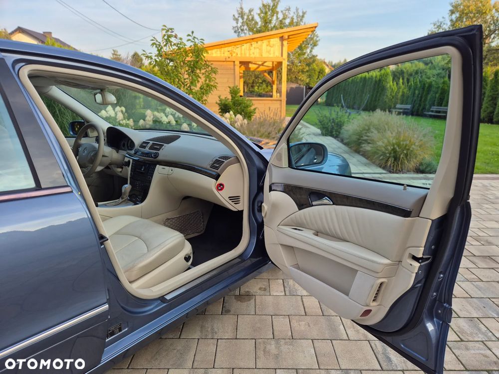 Mercedes-Benz Klasa E 320 CDI Avantgarde DPF - 16