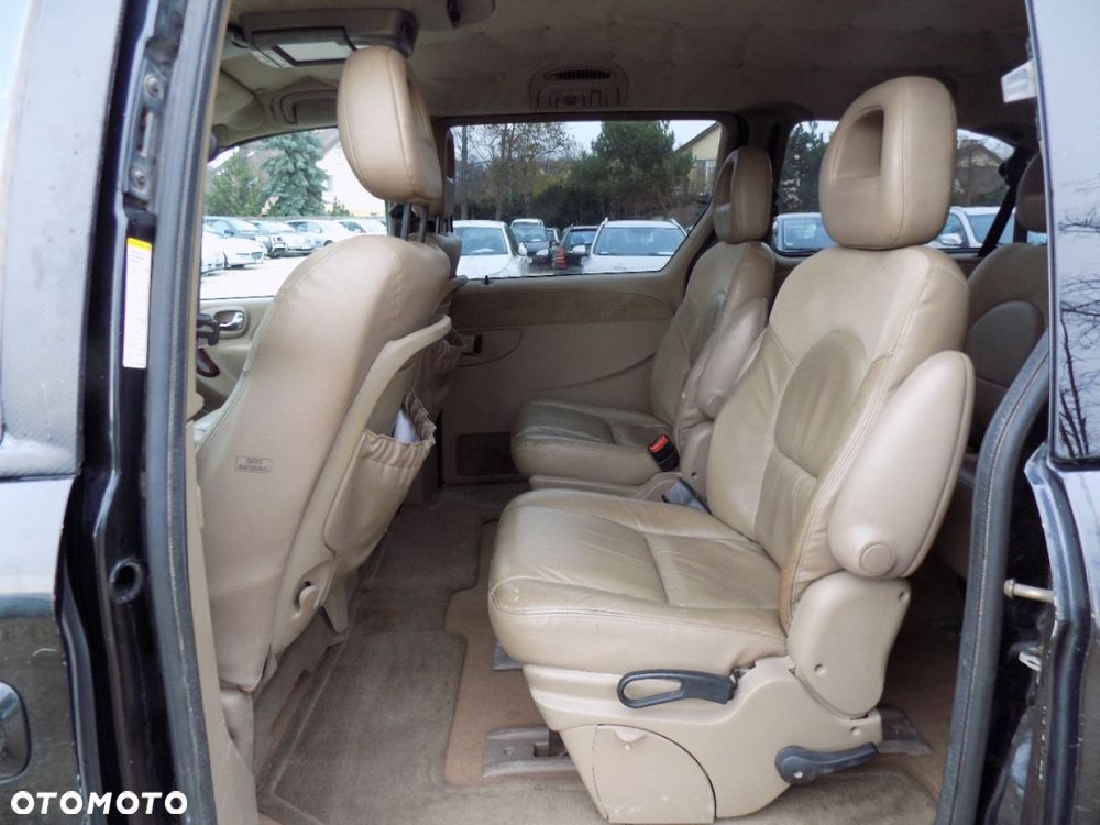 Chrysler Grand Voyager - 9