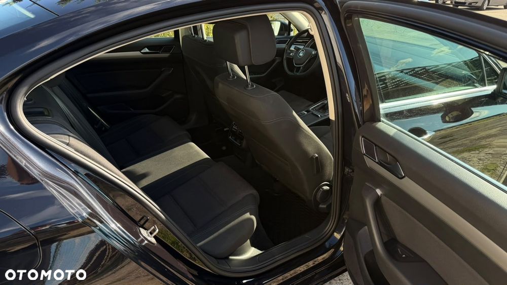 Volkswagen Passat 1.4 TSI BMT ACT Trendline - 10