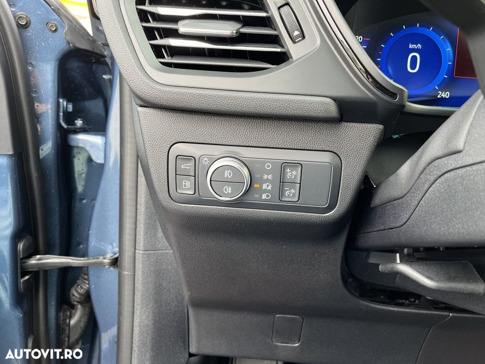Ford Kuga - 14