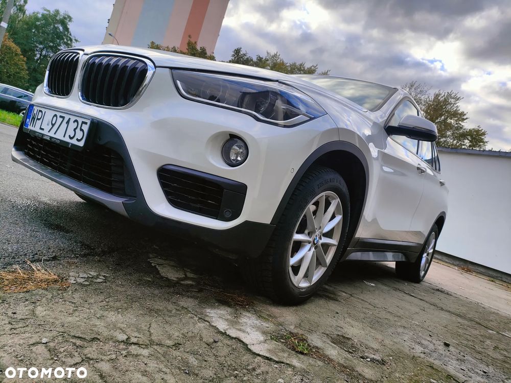 BMW X1 sDrive18d Sport Line - 2