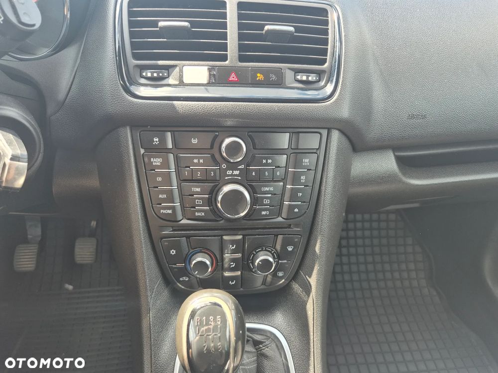 Opel Meriva 1.4 T Cosmo S&S - 15