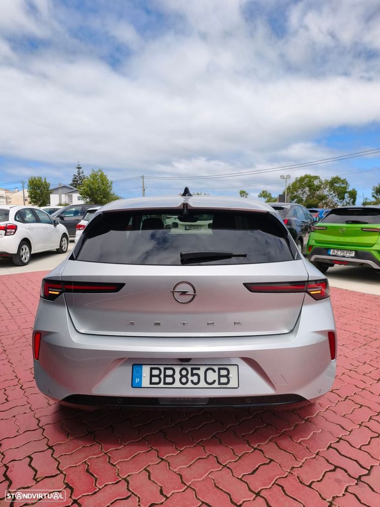 Opel Astra 1.2 T Elegance - 8