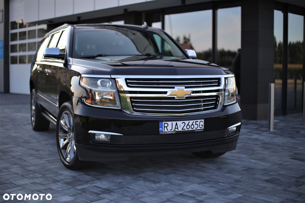 Chevrolet Suburban - 16