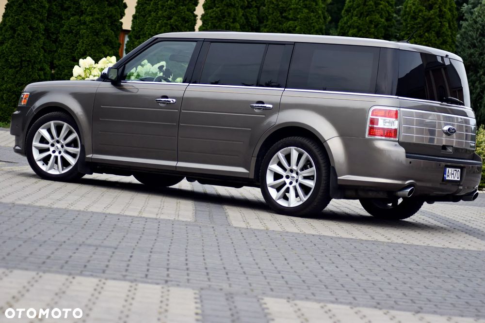 Ford Flex - 12