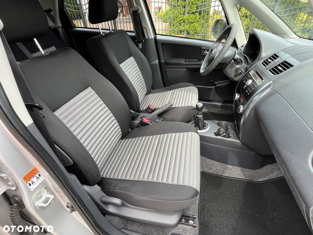 Suzuki SX4 1.6 VVT 4x2 City - 15