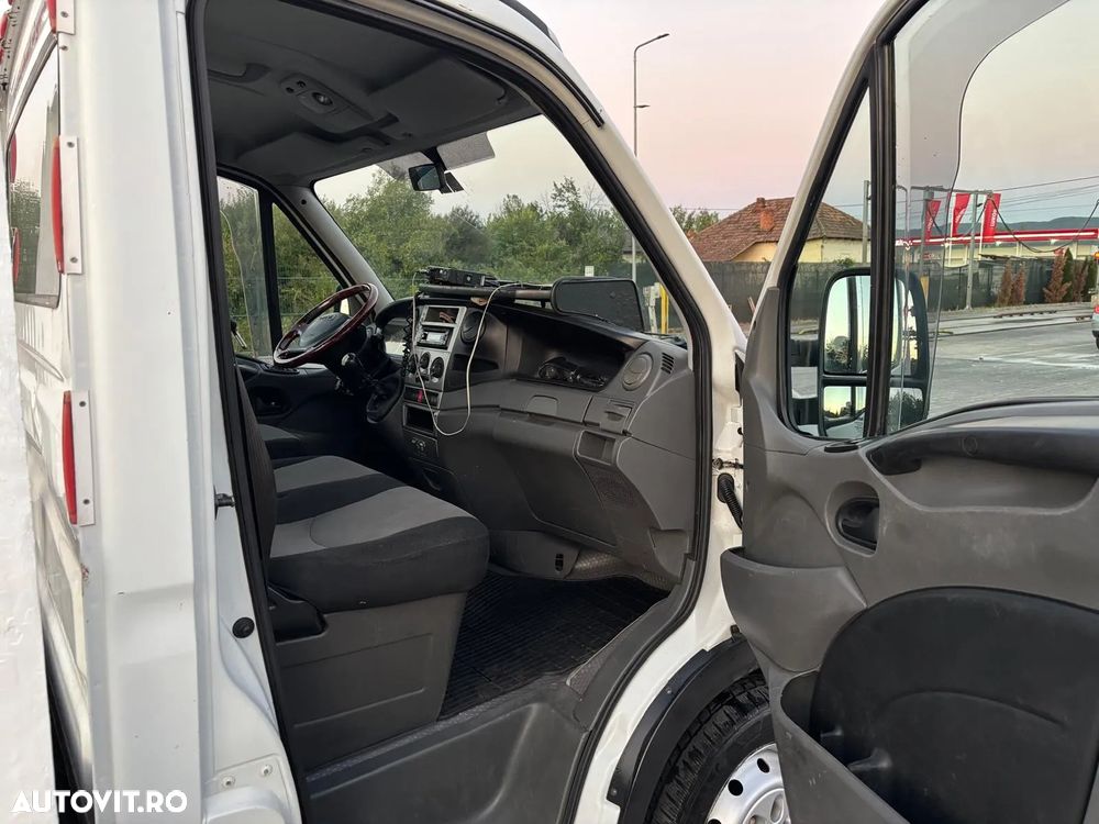 Iveco DAILY - 15