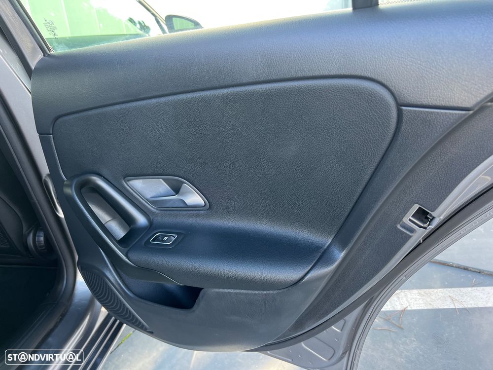 Mercedes-Benz A 180 d - 19