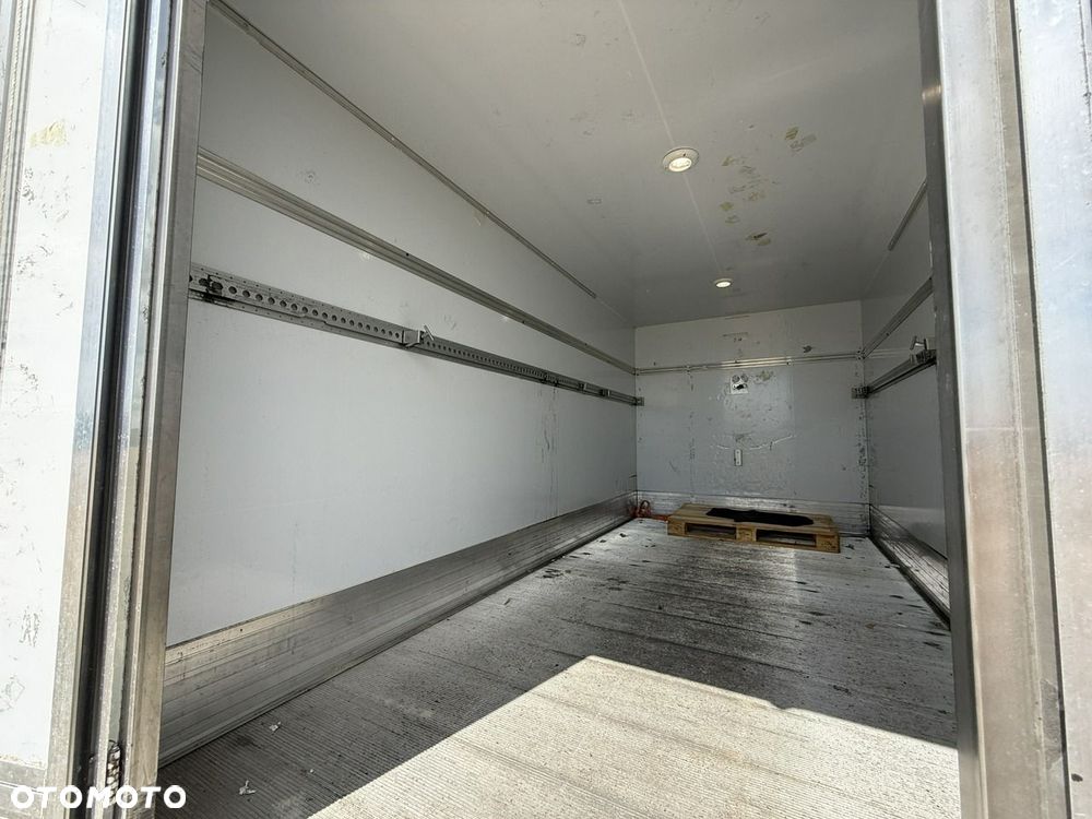Volkswagen Crafter - 24
