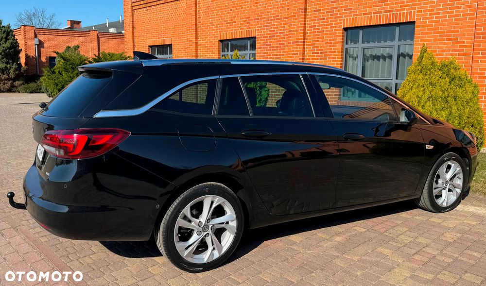 Opel Astra 1.6 CDTI Cosmo - 31