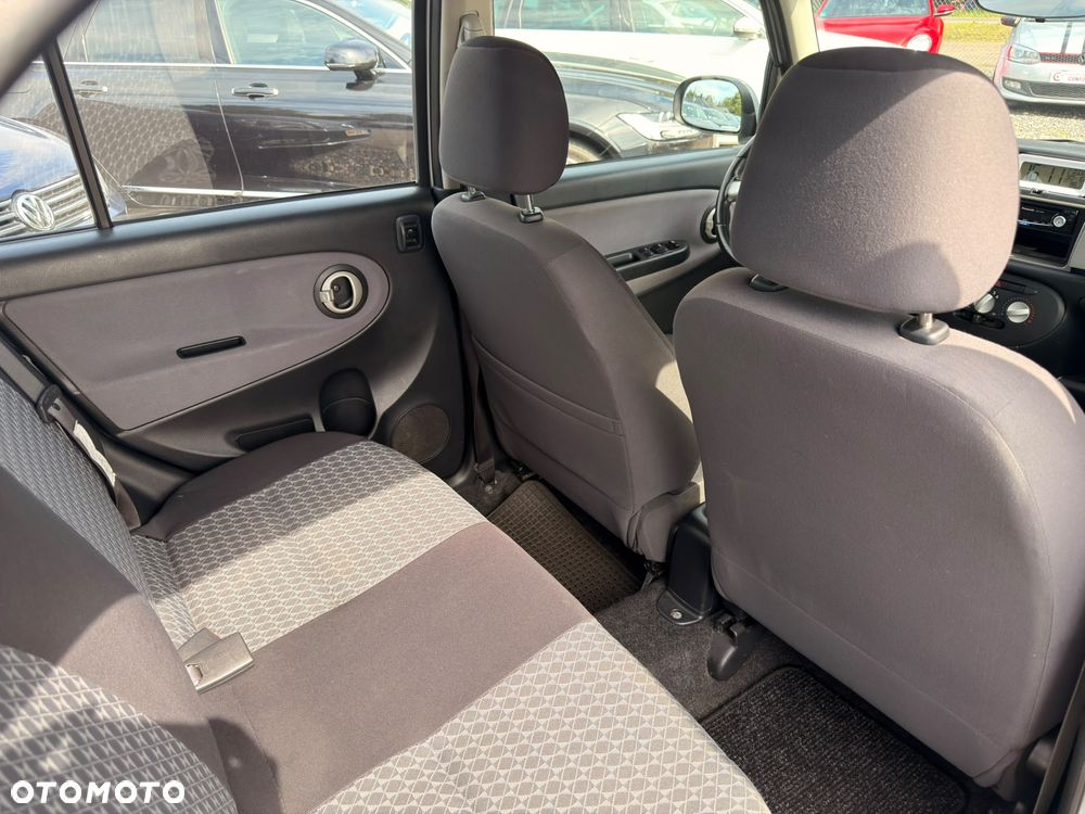 Daihatsu Trevis 1.0 Automatik - 9