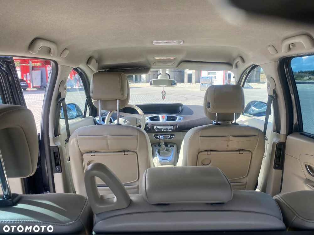 Renault Grand Scenic Gr 2.0 dCi Privilege - 12