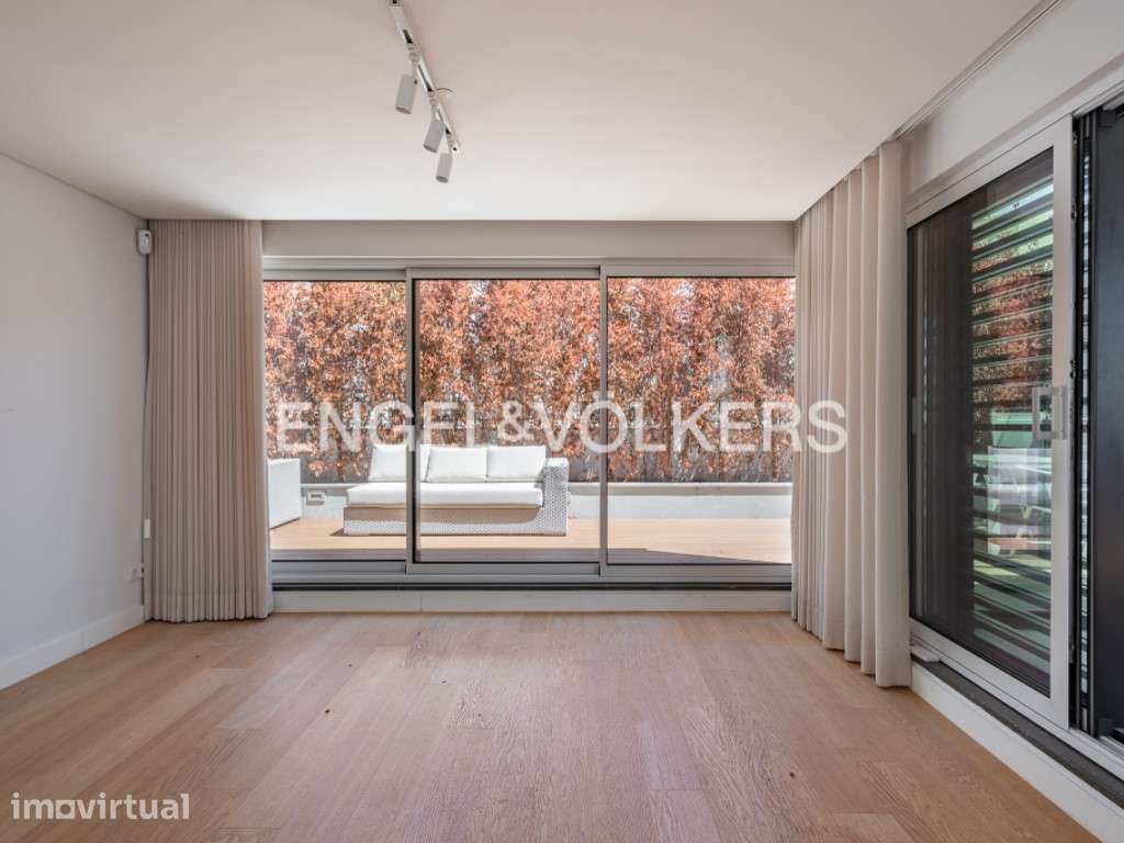 Penthouse T4+1 Triplex com Piscina Aquecida nas Avenidas Novas - Grande imagem: 2/61