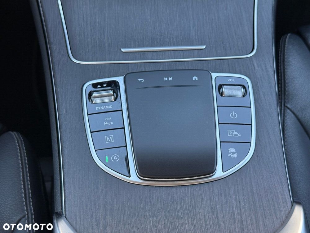 Mercedes-Benz GLC 200 d 4-Matic Business Edition - 22