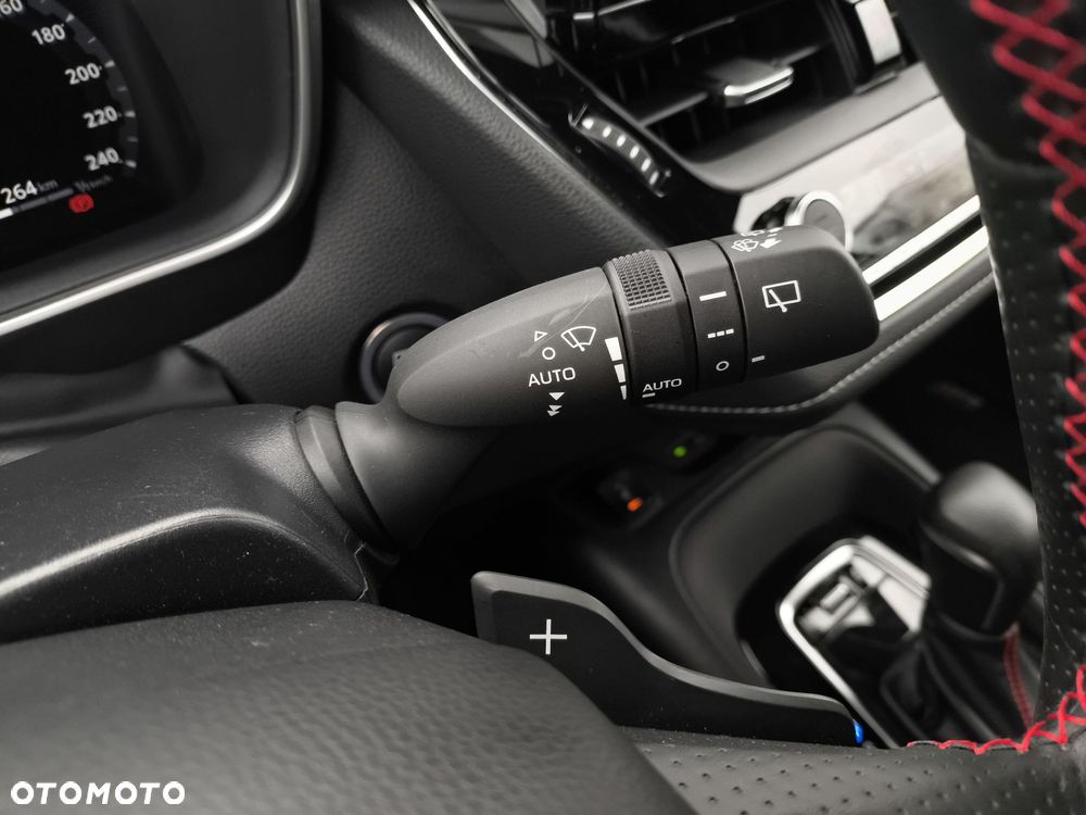 Toyota Corolla 2.0 Hybrid GR Sport Dynamic - 27