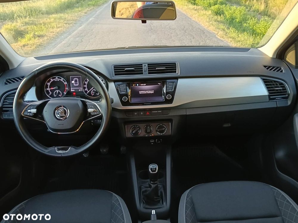 Skoda Fabia - 8