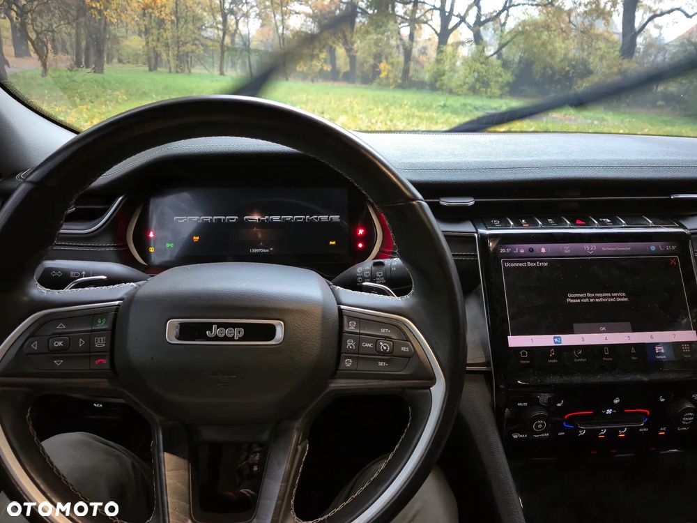 Jeep Grand Cherokee - 19