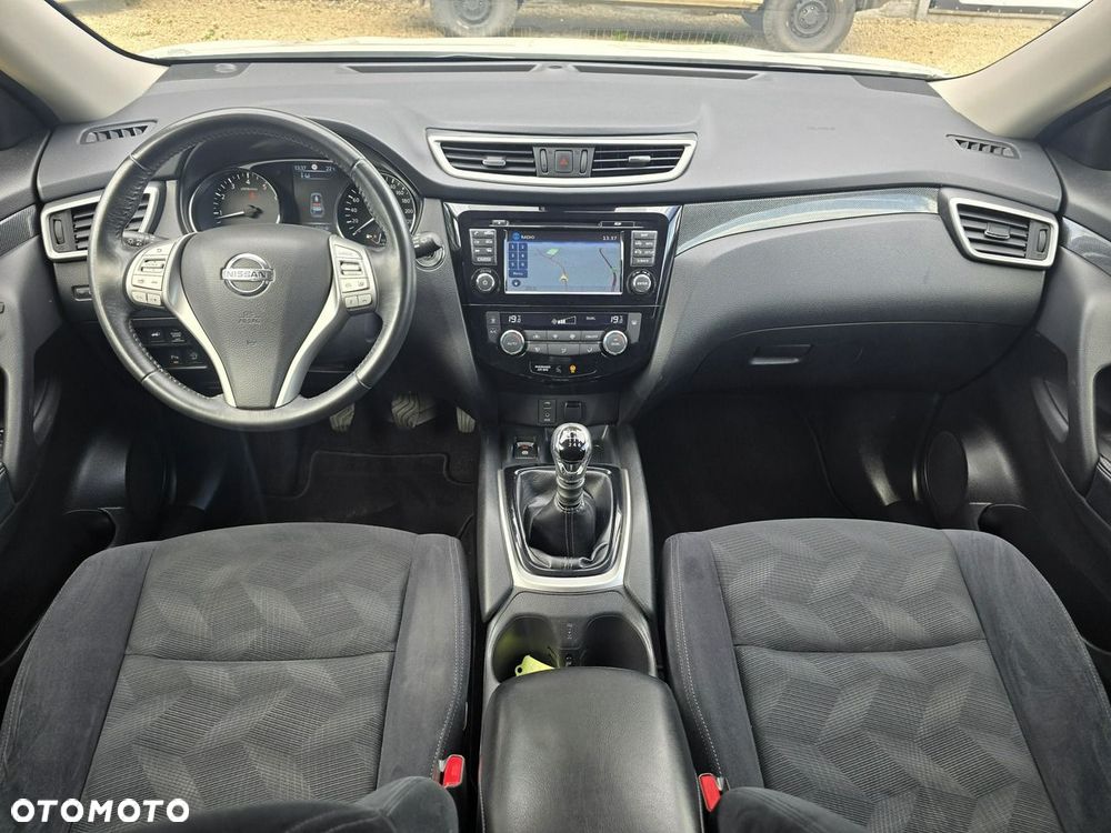 Nissan X-Trail 1.6 DIG-T Tekna 2WD 7os - 8