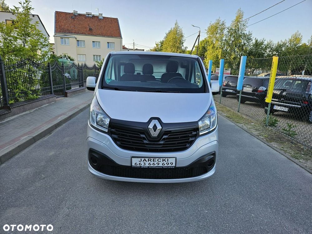 Renault Trafic - 2