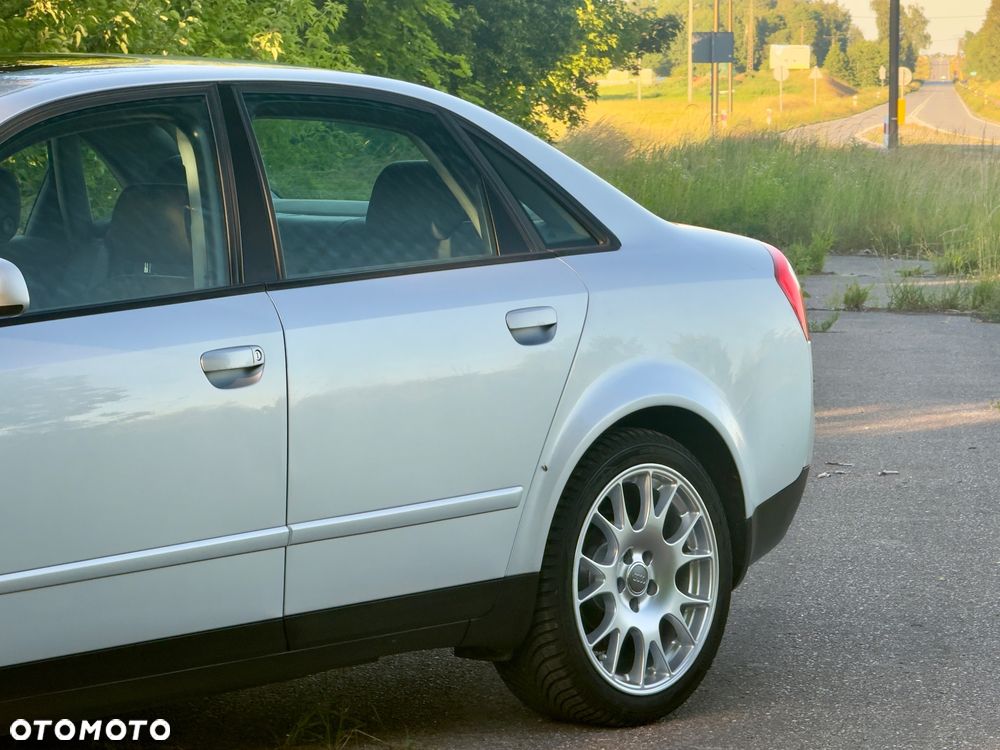 Audi A4 Limousine 1.8T Quattro - 18