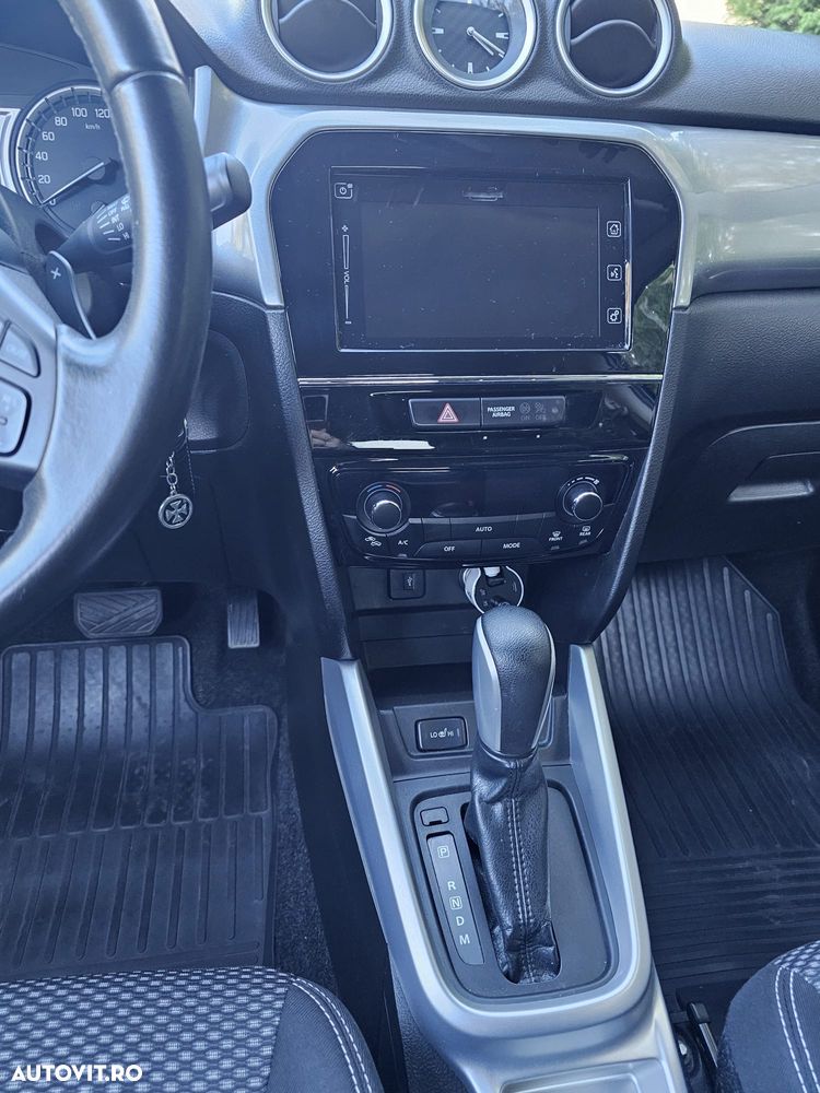 Suzuki Vitara 1.6 Passion Aut. - 9