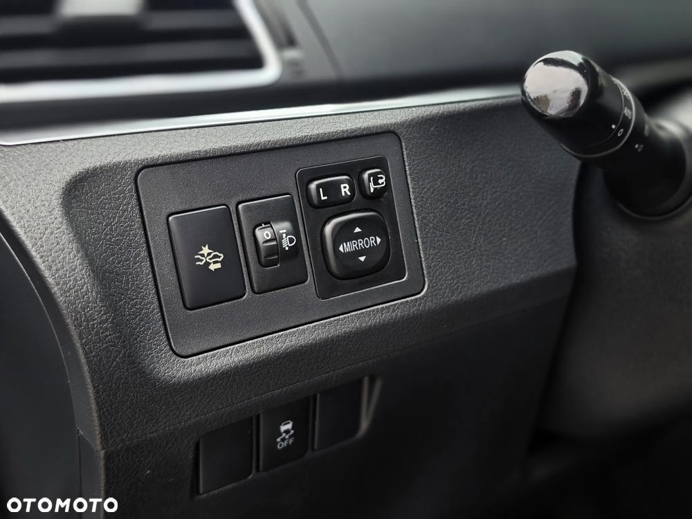 Toyota Verso - 16