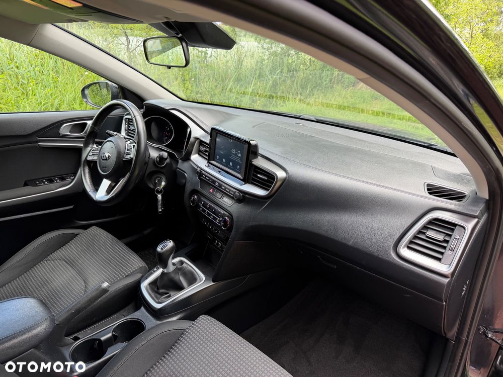 Kia Ceed 1.4 S - 12