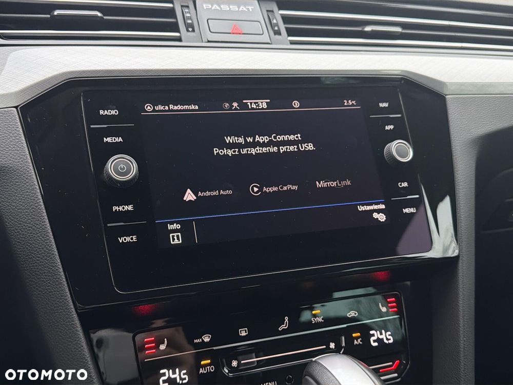 Volkswagen Passat - 28