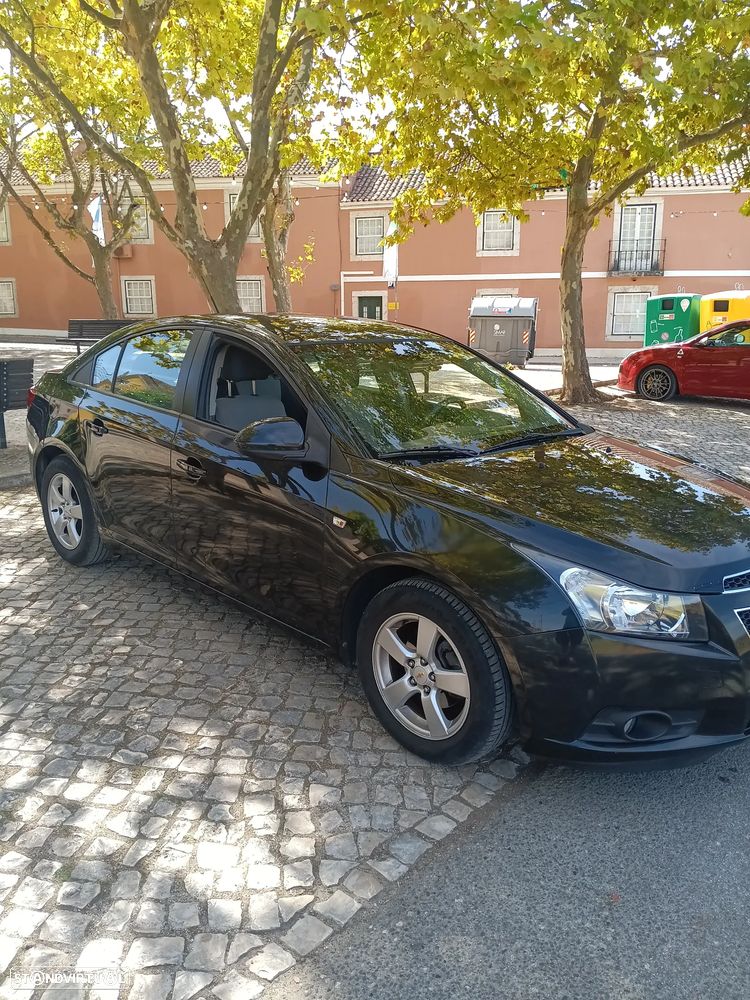 Chevrolet Cruze 1.6 LS - 5