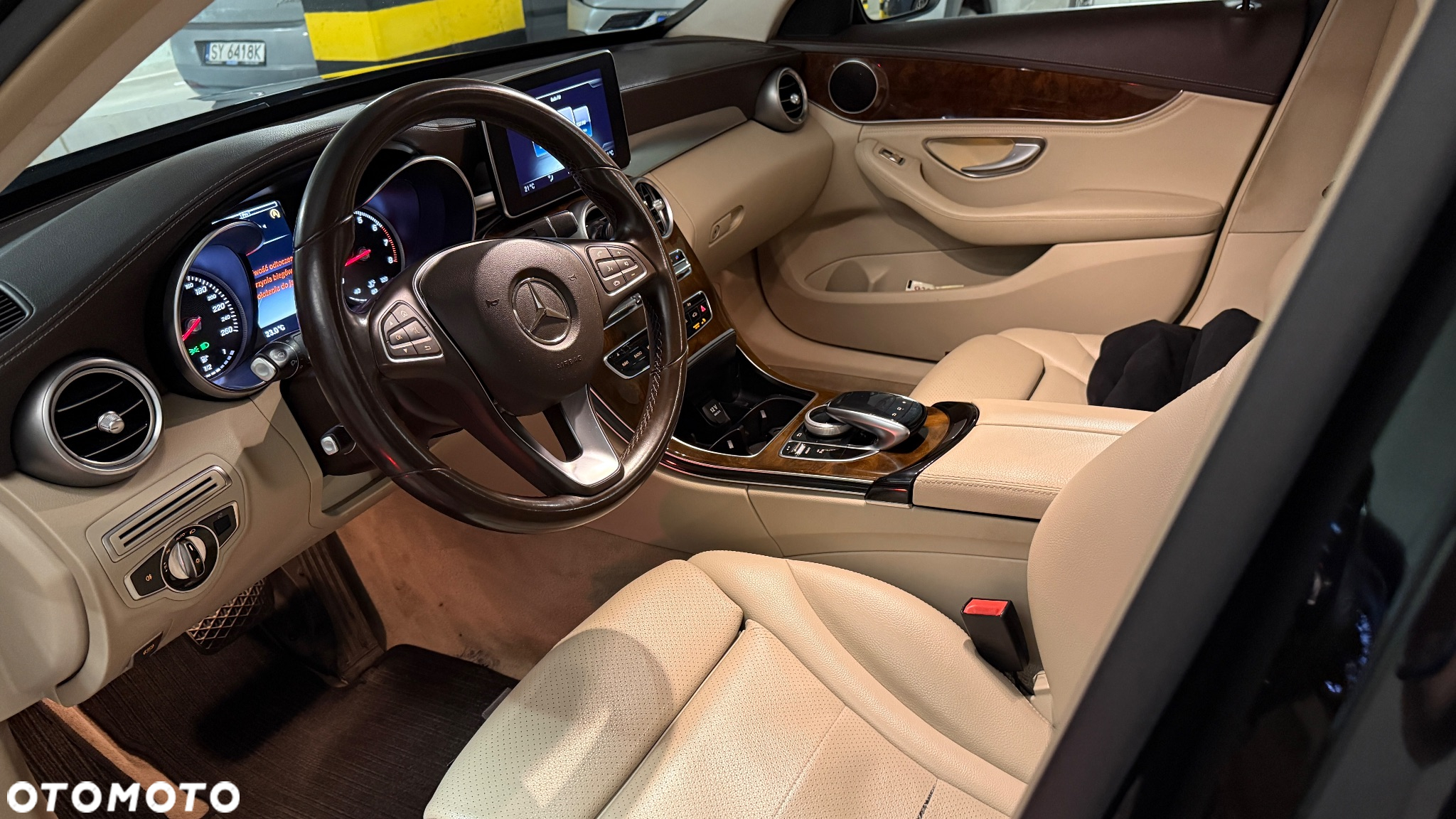Mercedes-Benz Klasa C 180 7G-TRONIC - 11