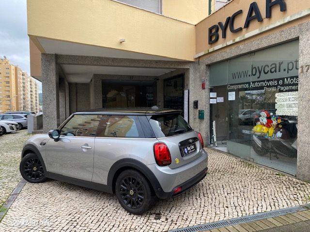 MINI 3 Portas Cooper SE - 9