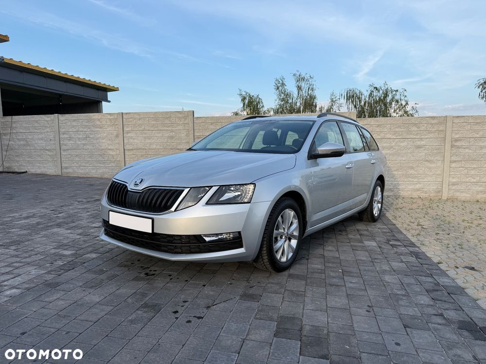 Skoda Octavia - 2
