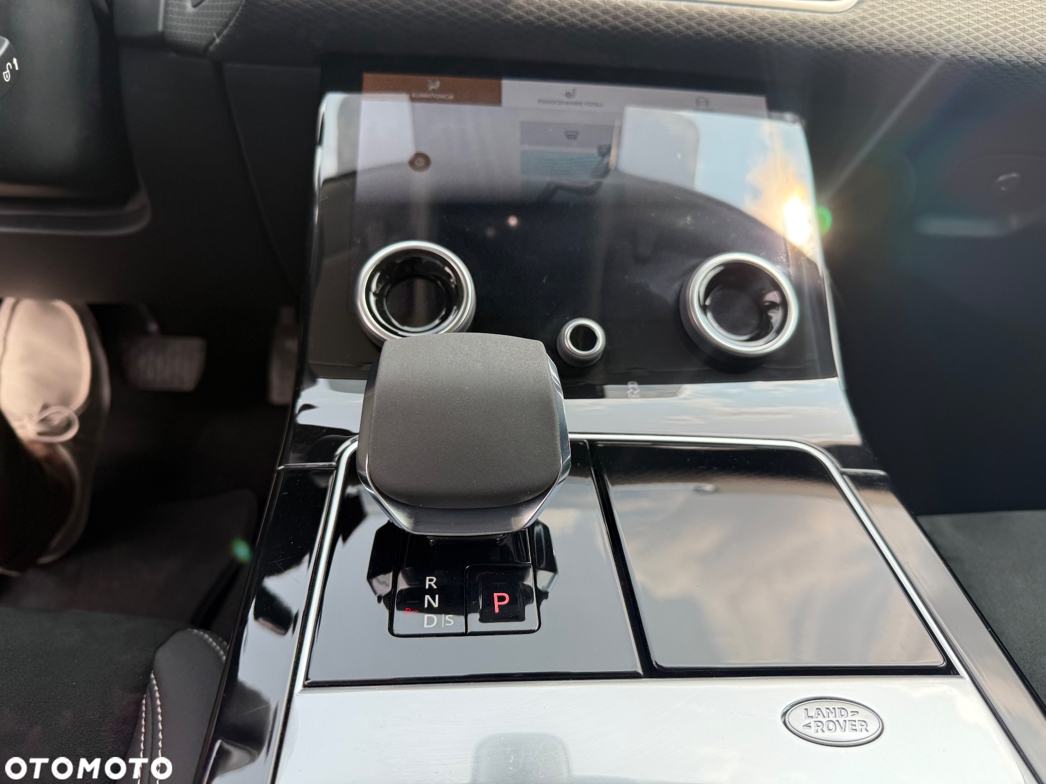 Land Rover Range Rover Velar 2.0 D200 mHEV - 27