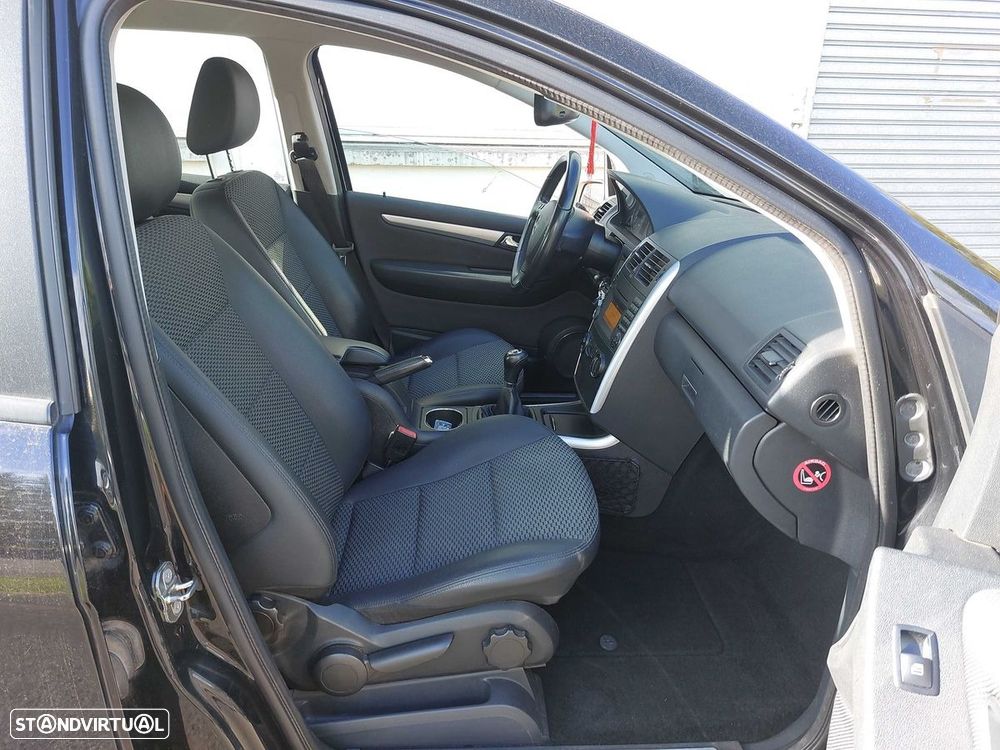 Mercedes-Benz A 200 CDI Avantgarde DPF - 9