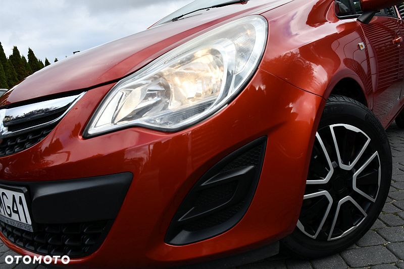 Opel Corsa 1.4 16V Innovation - 28