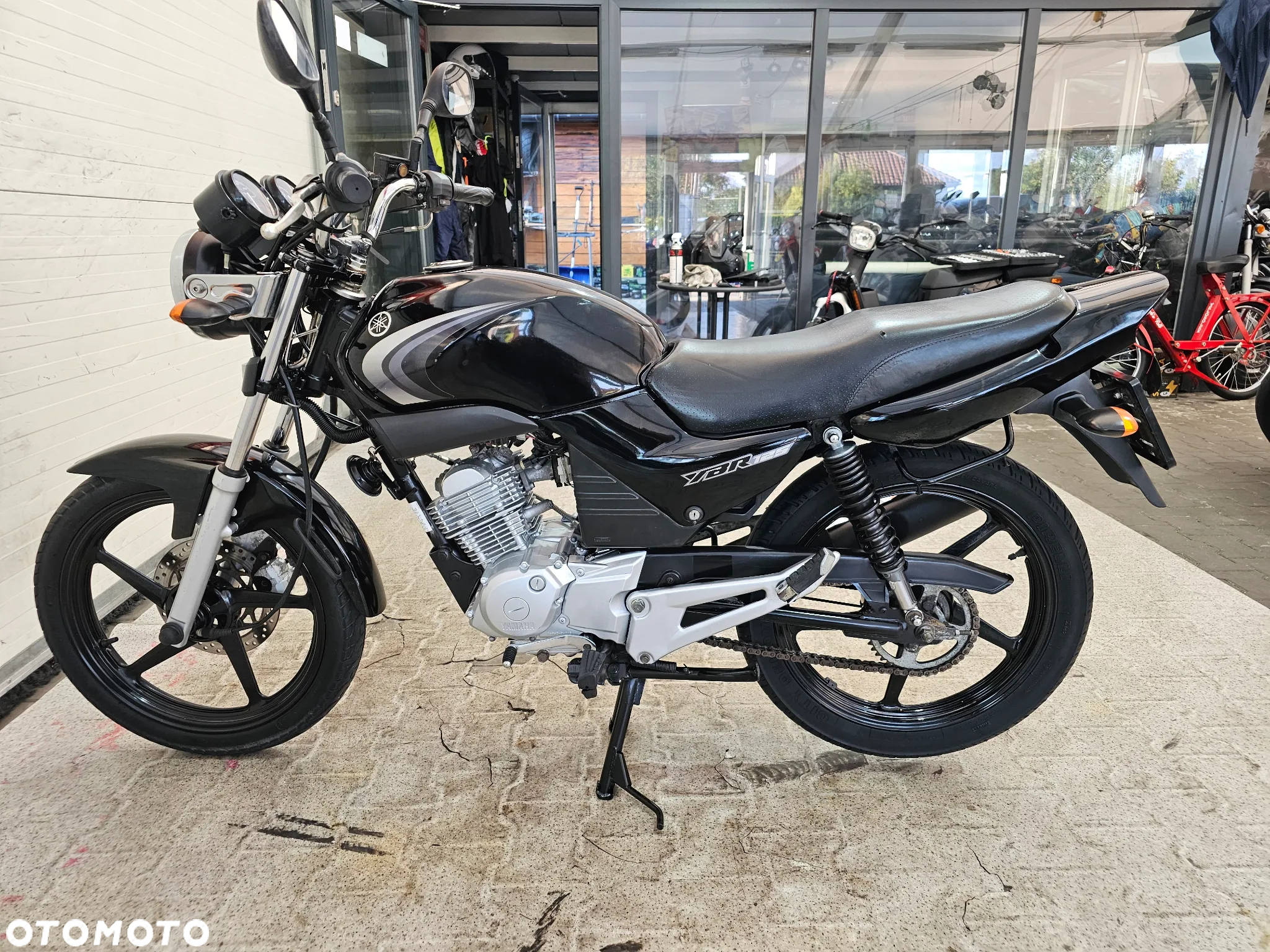 Yamaha YBR - 24