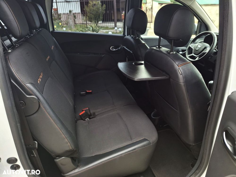 Dacia Lodgy TCe 115 Stepway - 17